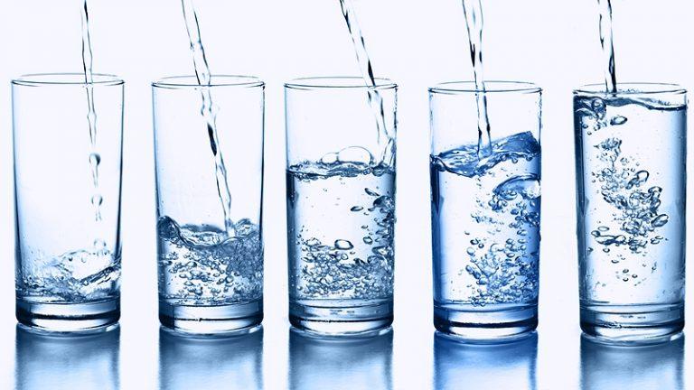 Важно! Ето колко вода на ден трябва да пием според теглото си.