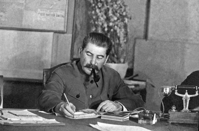 Сталин щял да става свещеник… и още интересни исторически факти.