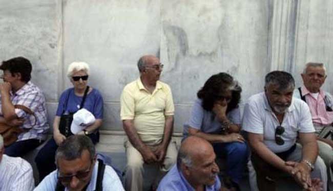 Професия „пенсионер“ позлатява гърците