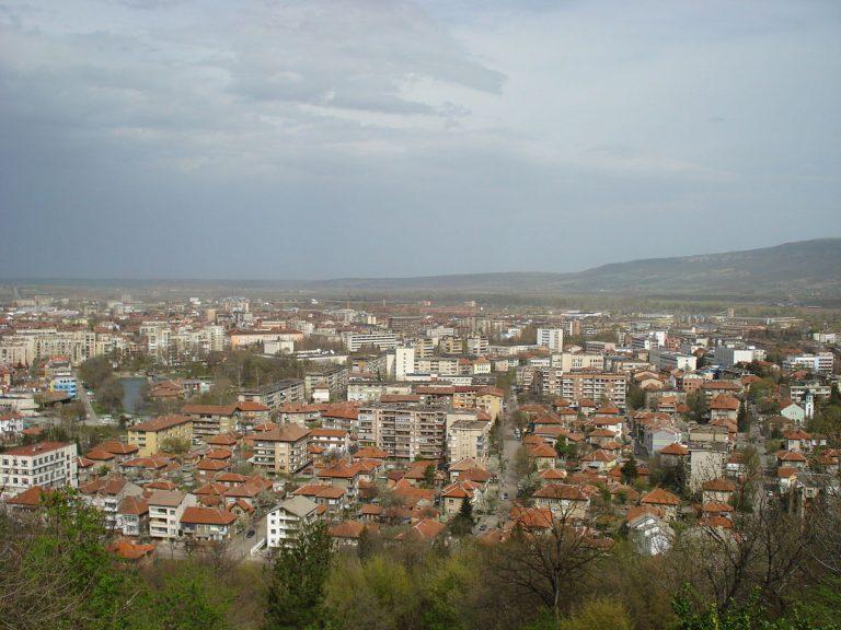 1200px Panoramic view from Montana Bulgaria