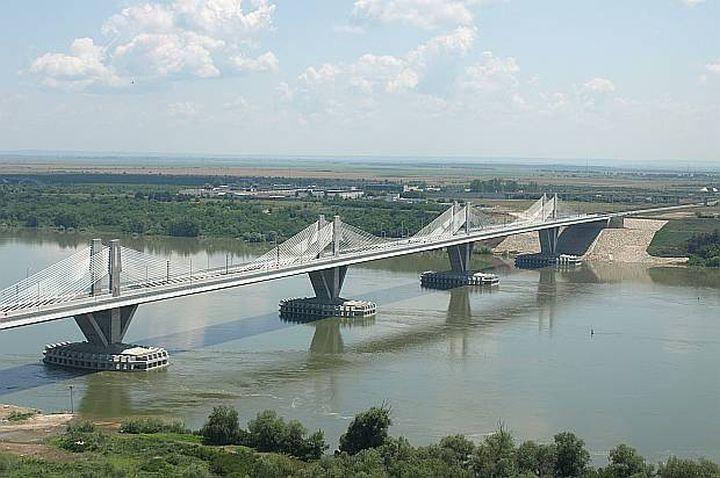 Резултат с изображение за „Мост Видин-Калафат на река Дунав.“