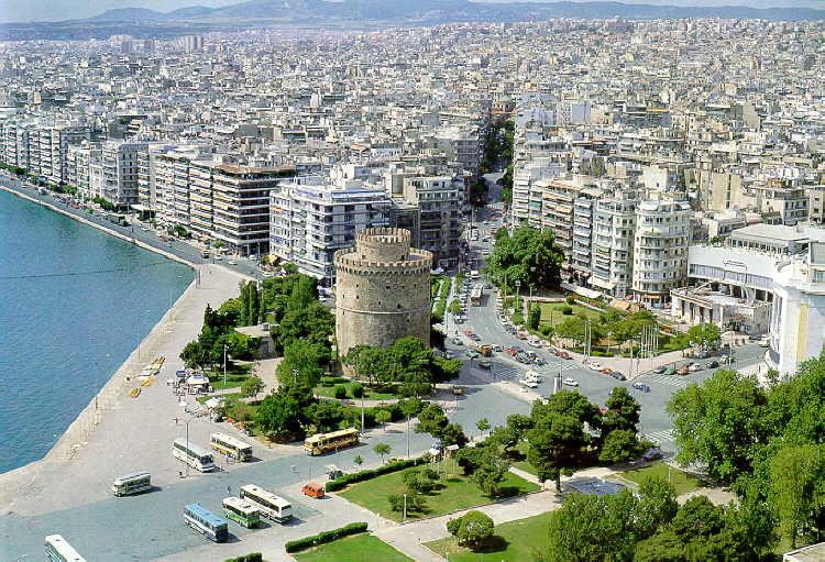 Гърция с нова данъчна политика! Промените засягат много българи