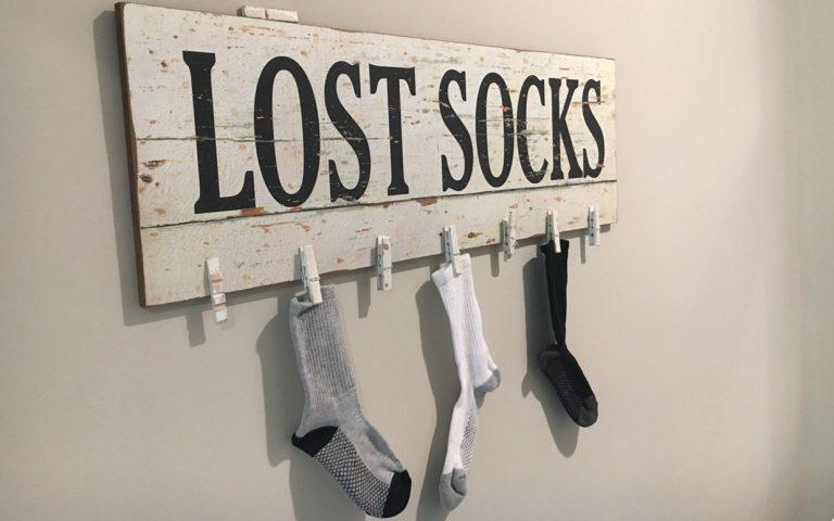 Учени разплетоха мистерията на изчезващите по време на пране чорапи
