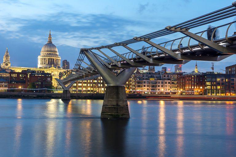 00010 DSC95081 United kingdom England London Millennium Bridge st paul Cathedral Thames River