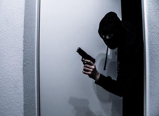 medium burglar 3958612 640