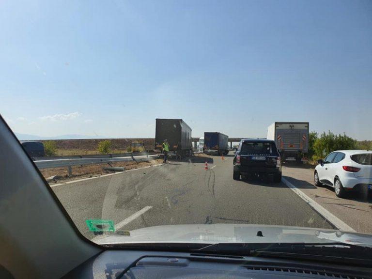katastrofa am trakiia dva kamiona se 390