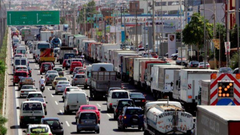 Огромен керван от коли тръгна за Гърция