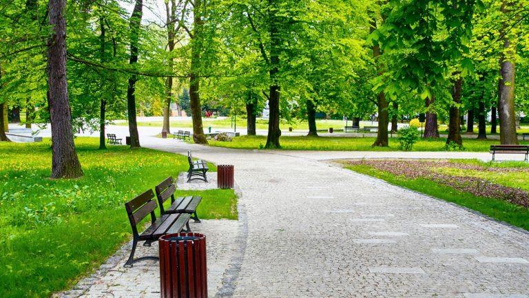 Строят нов парк в Бургас върху старите гробища