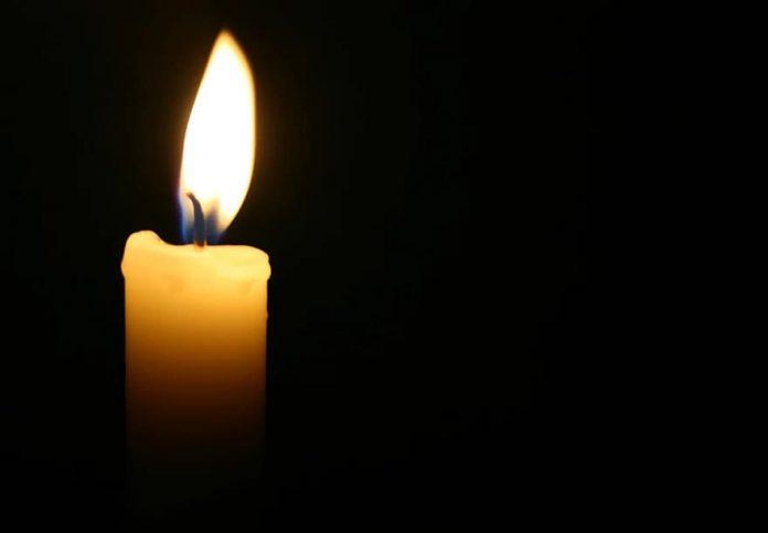 candle light dark candles candlelight flame shining christmas lantern