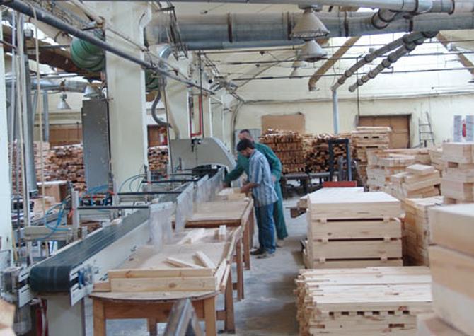Кризата удари тежко завод в Стара Загора