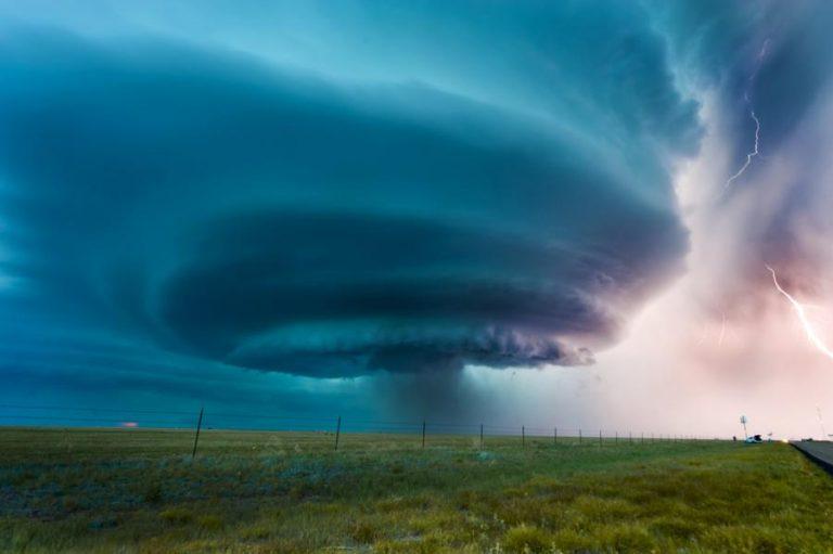 supercell shutterstock 108357182