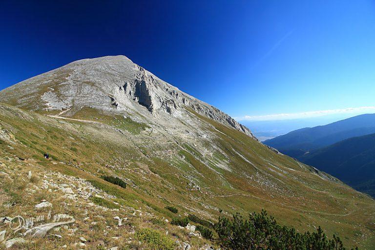 Нова драма край връх Вихрен