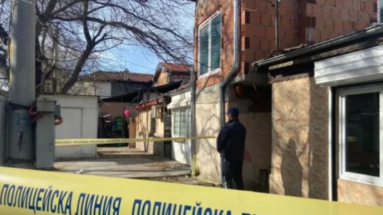 Син закла жестокия любовник на майка си след брутален екшън в Пловдивско