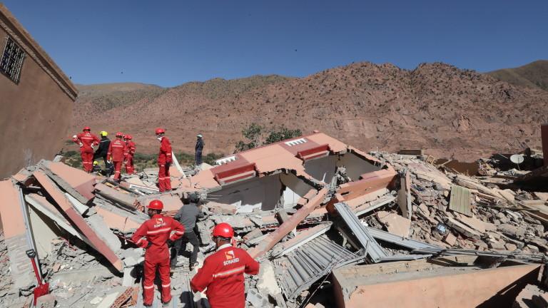 Search efforts in Talat N'Yaaqoub as earthquake death toll nears 2,500