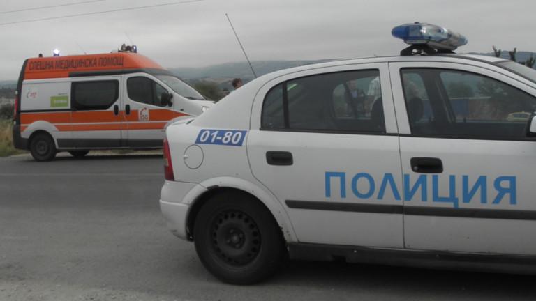 Автобус и кола се сблъскаха в Монтанско