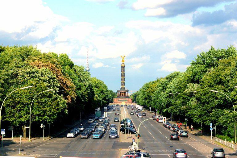 1200px Siegessäule strasse des 17.juni