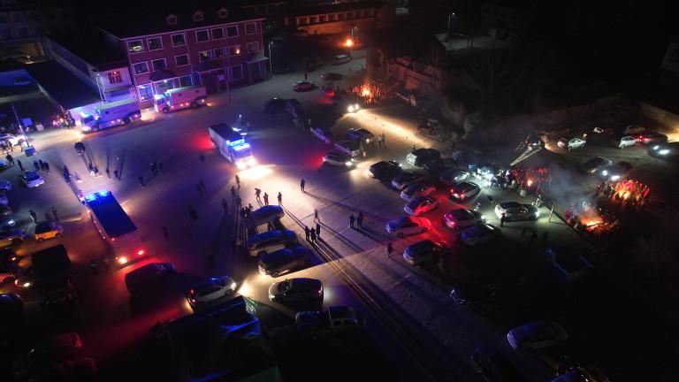 More than 100 people killed in earthquake in northern China