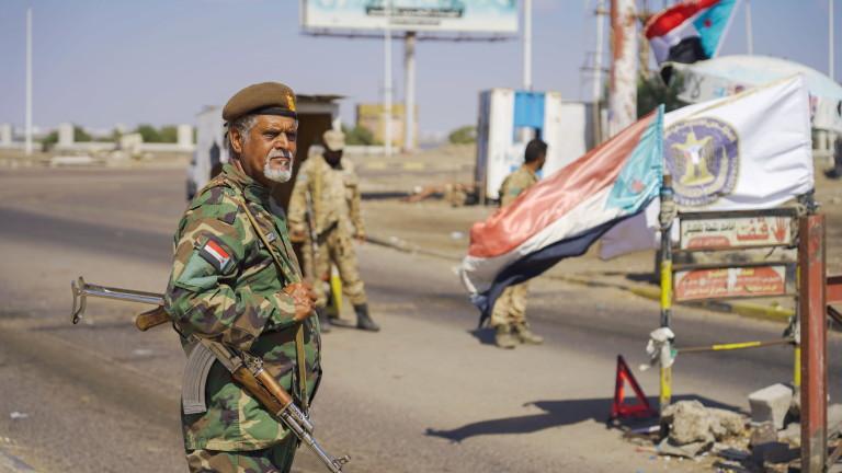 Aden airport attack aftermath