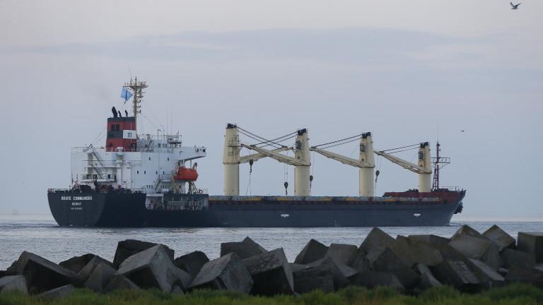 The Brave Commander bulker leaves a port near Odesa with 23 thousand tons of wheat