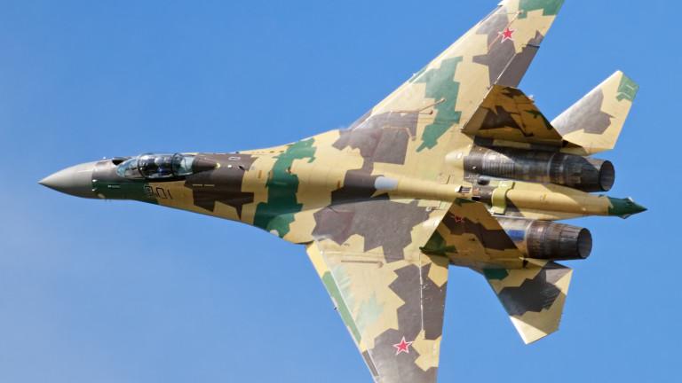 Flying Su 35