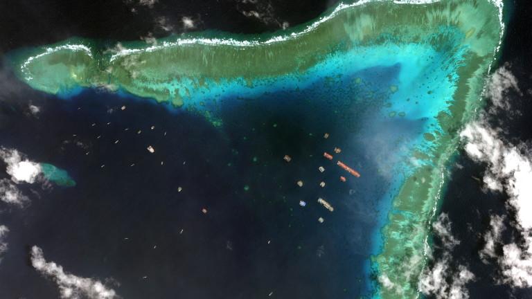 Satellite image of Chinese vessels anchored at the Whitsun Reef