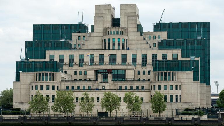 Жена оглави MI6